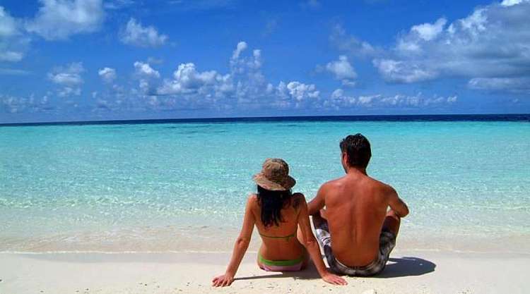 Un sogno a portata di mano: meravigliose Maldive, all'isola Biyadhoo